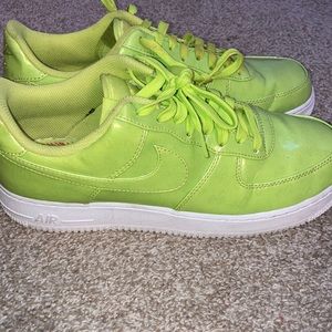 Nike man  Us size 10 Green